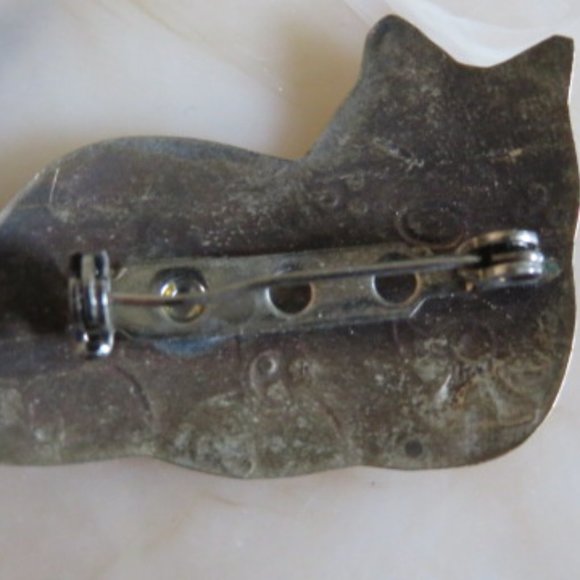 Metal Cat Brooch Folk Art Cute (F6) - Picture 2 of 2